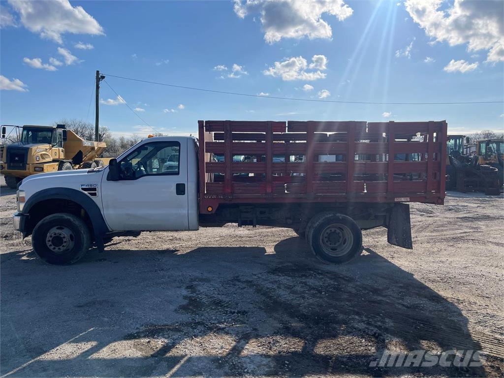 Ford F-450 Автомобили для перевозки животных