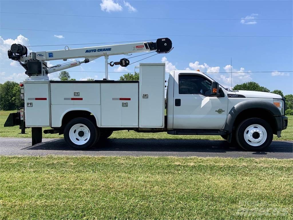 Ford F-450 Комбинированные дорожные машины