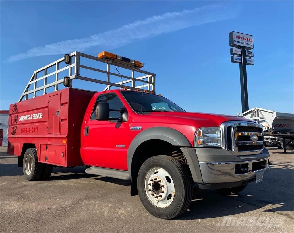 Ford F-550 Комбинированные дорожные машины
