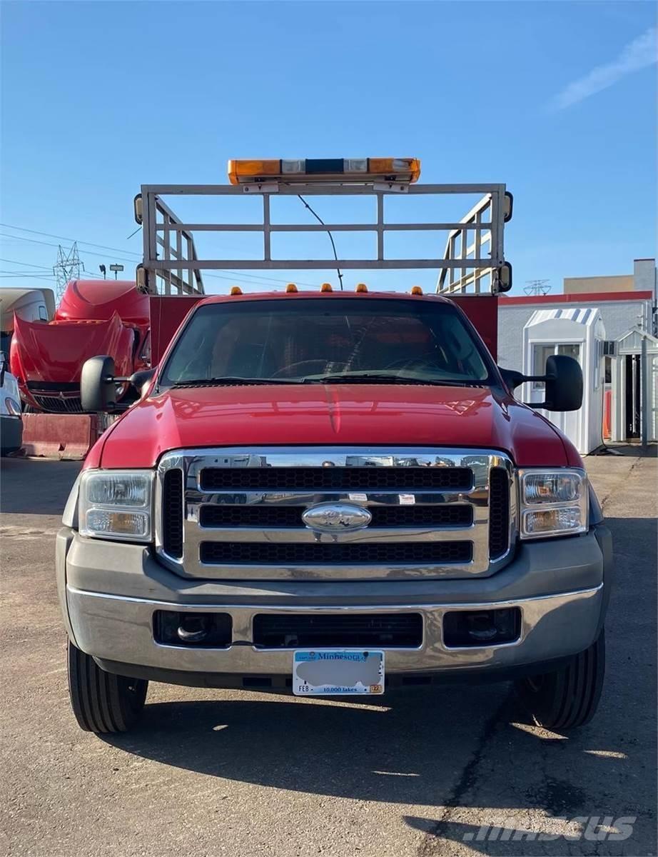 Ford F-550 Комбинированные дорожные машины