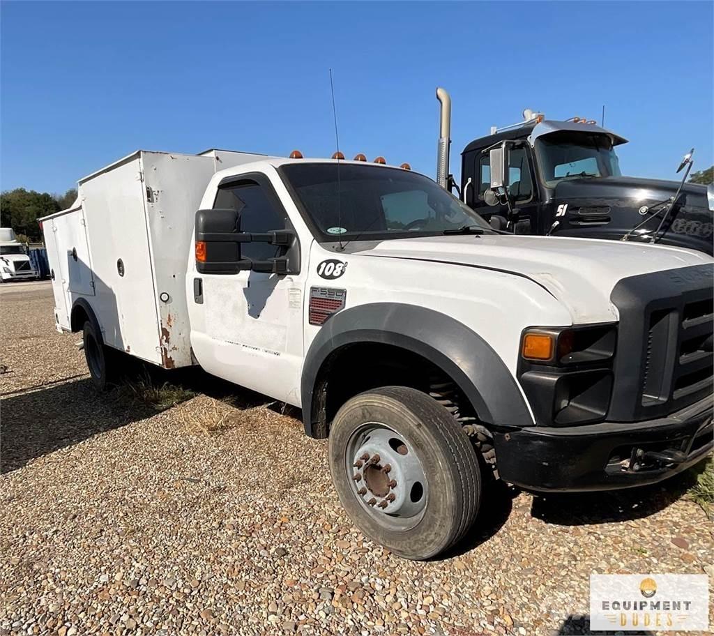 Ford F-550 Комбинированные дорожные машины