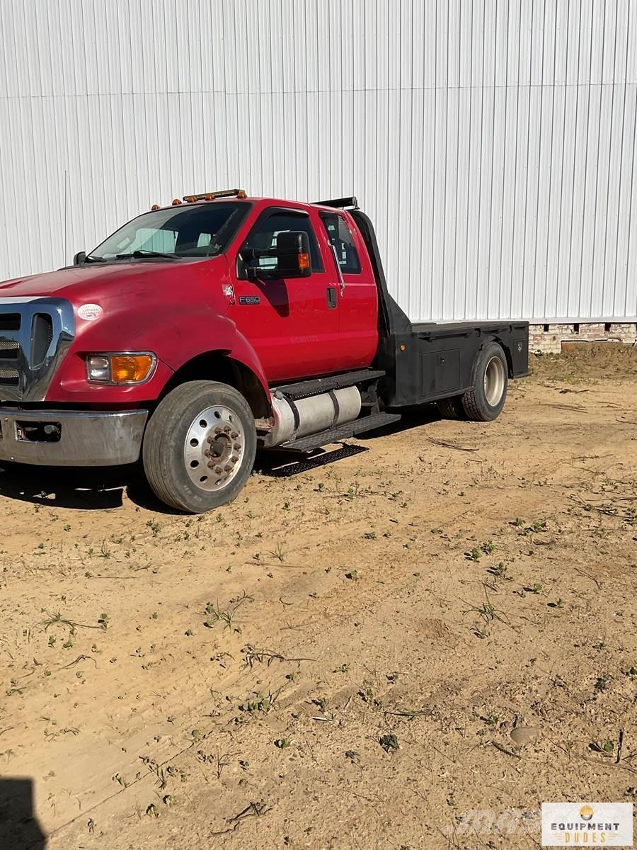 Ford F-650 Комбинированные дорожные машины