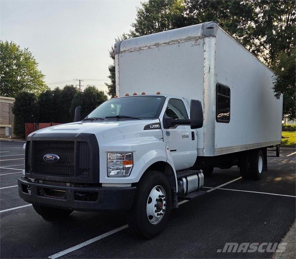Ford F-650 Грузовики-Фургоны