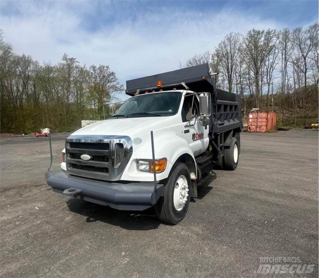 Ford F-750 Грузовики-Самосвалы