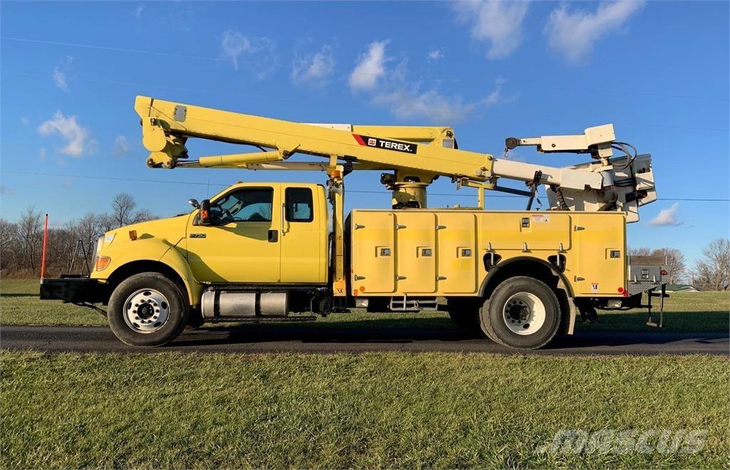 Ford F-750 Автовышки
