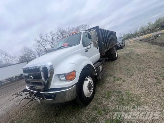 Ford F-750 Грузовики-Самосвалы