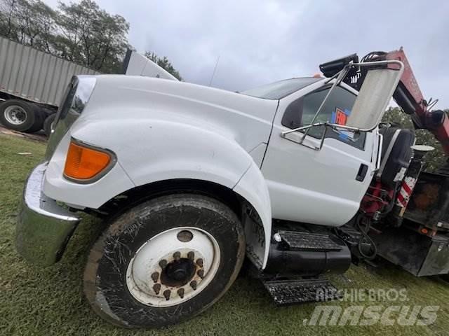 Ford F-750 Специальные грузовики