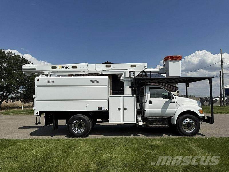Ford F-750 Автовышки