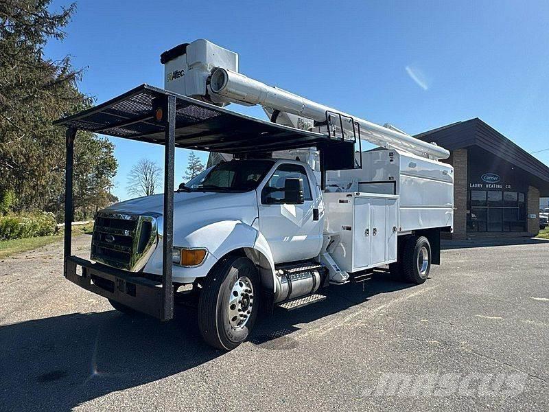 Ford F-750 Автовышки