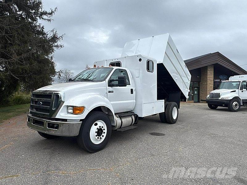 Ford F-750 Грузовики-Щеповозы