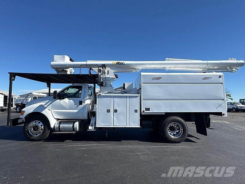 Ford F-750 Автовышки