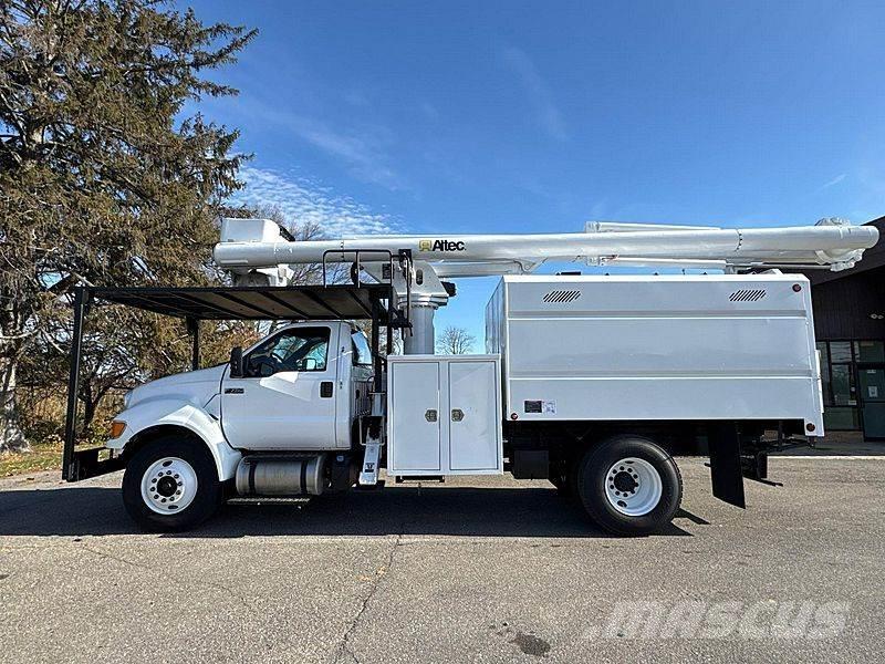 Ford F-750 Автовышки