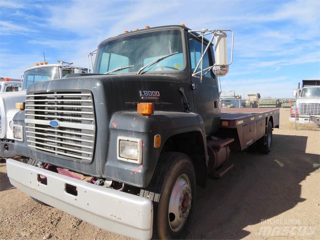 Ford L8000 Грузовики-Самосвалы