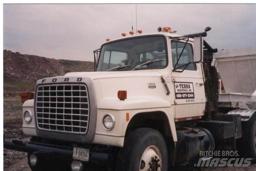 Ford LT9000 Бортовые грузовики