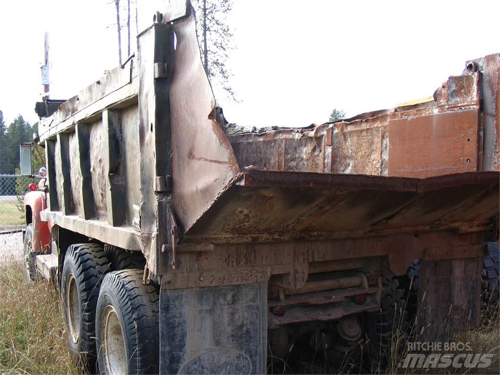 Ford T850 Грузовики-Самосвалы