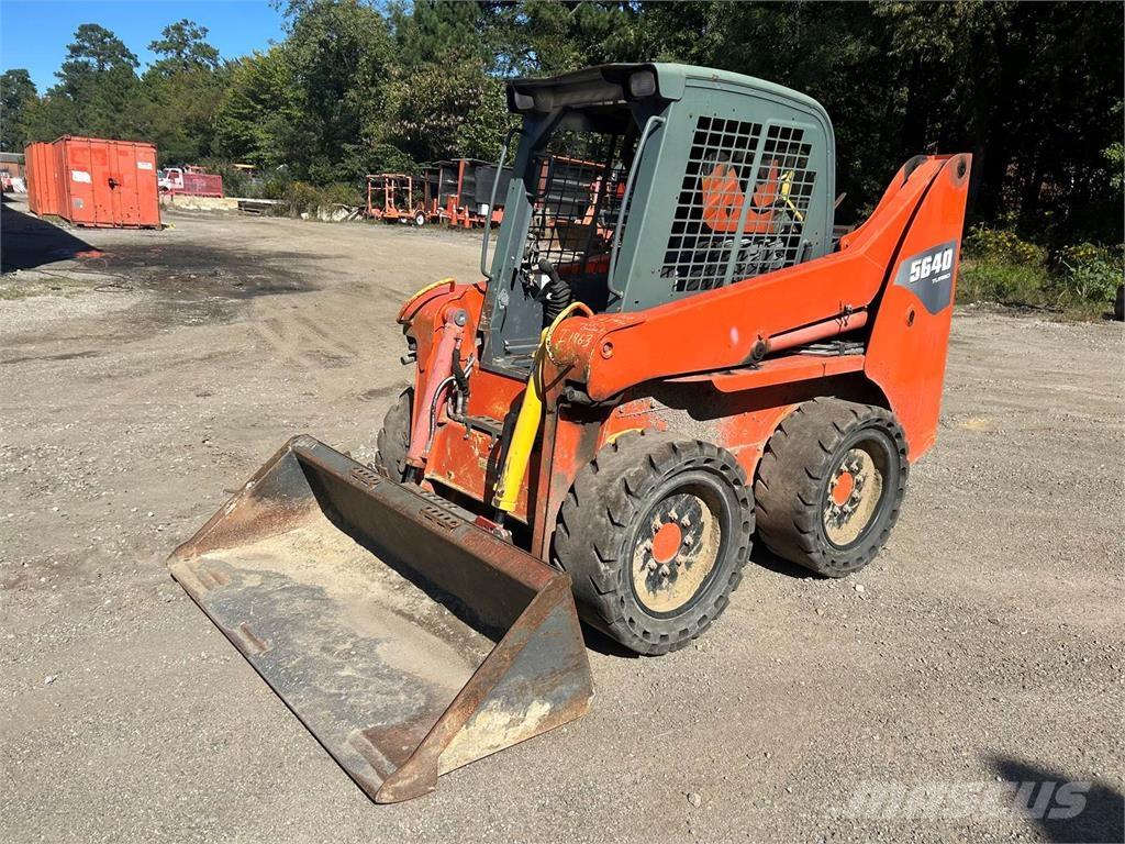 Gehl 5640E Гусеничные фронтальные погрузчики