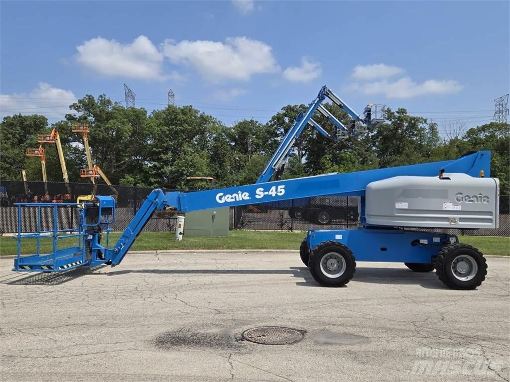 Genie S-45 Телескопические подъемники