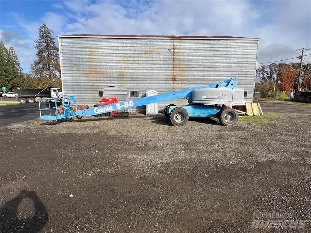 Genie S-80 Вертикальные мачтовые подъемники