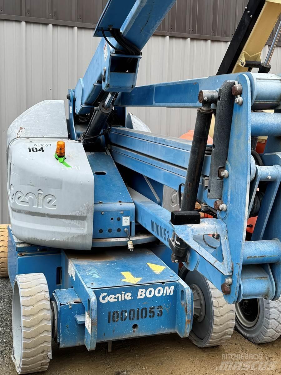 Genie Z45 Коленчатые подъемники