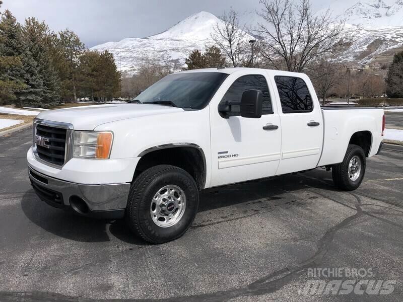 GMC 2500HD Бортовые фургоны