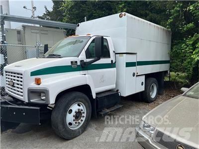 GMC C7500 Грузовики-Щеповозы