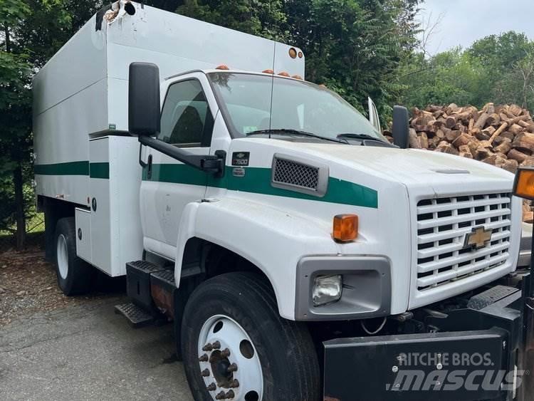 GMC C7500 Грузовики-Щеповозы