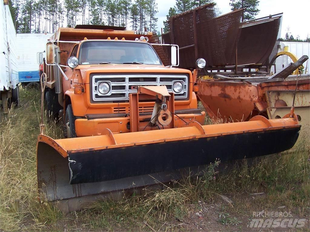 GMC Other Снежные отвалы и плуги