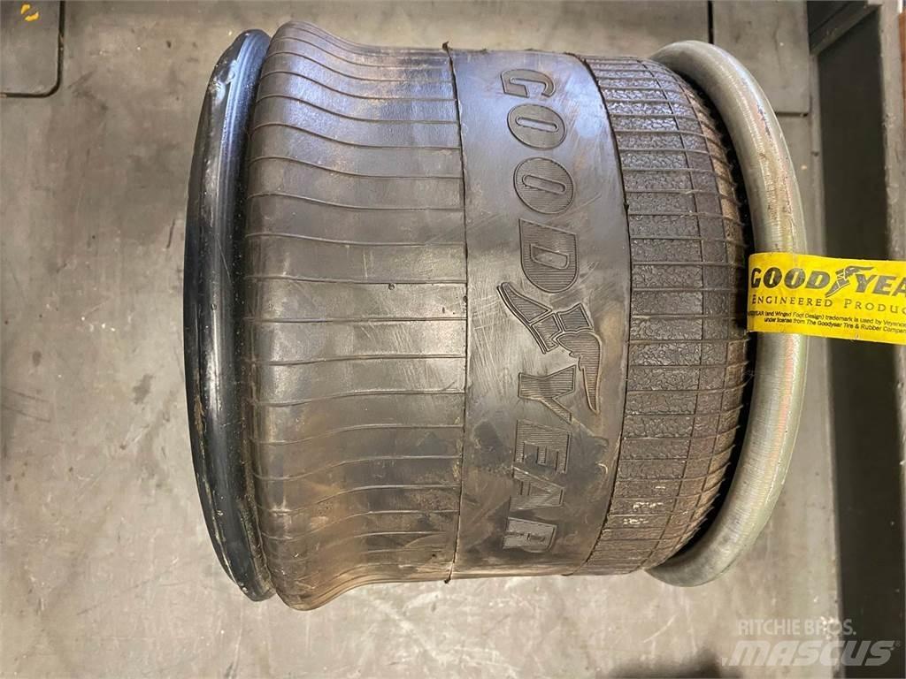 Goodyear  Коммерческий транспорт - Другие