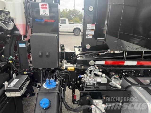 Isuzu FTR Грузовики-Мультилифты