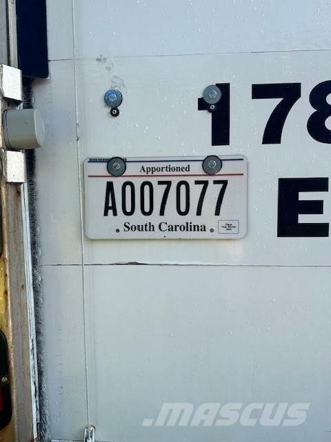 Isuzu NRR Грузовики-Фургоны