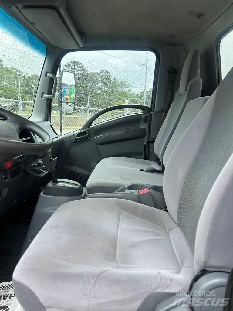 Isuzu NRR Седельные тягачи