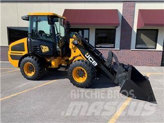 JCB 407B Фронтальные погрузчики