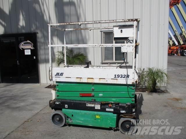 JLG 1932R Ножничные подъемники