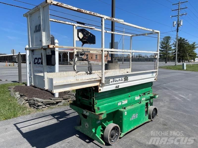JLG 1932RS Ножничные подъемники