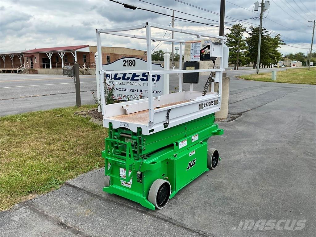 JLG 1932RS Ножничные подъемники