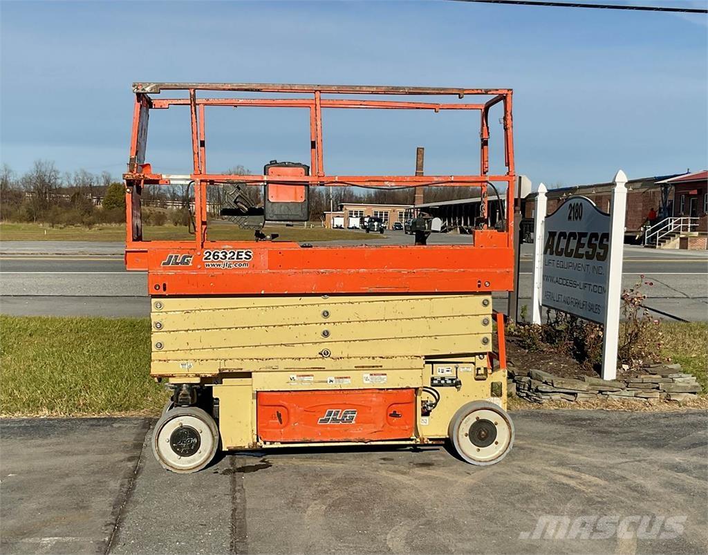 JLG 2632ES Ножничные подъемники
