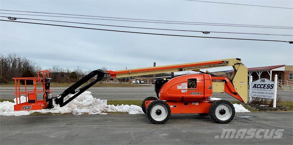 JLG 600AJ Разные подъемники и вышки