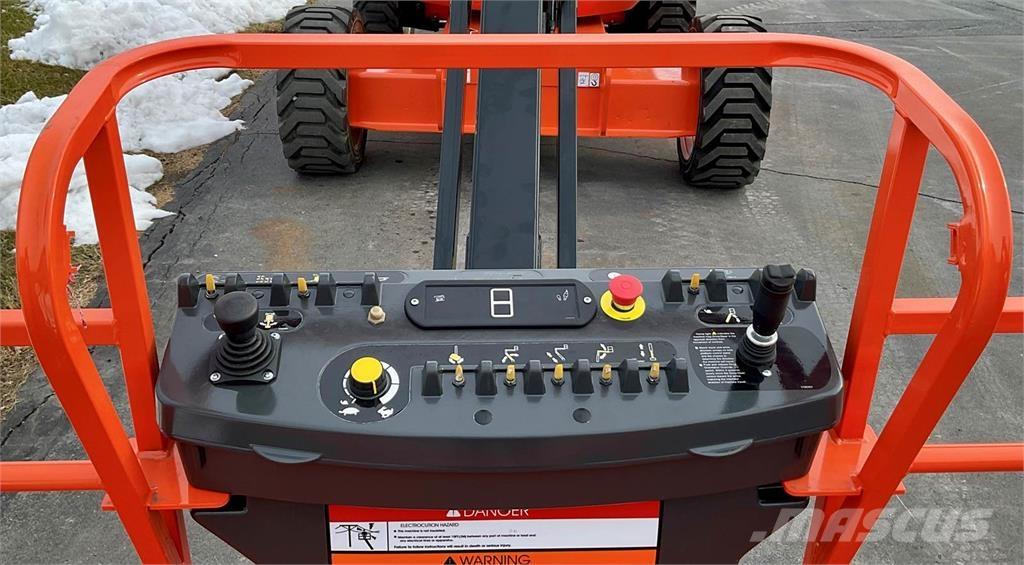 JLG 600AJ Разные подъемники и вышки