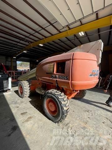 JLG 600S Телескопические подъемники