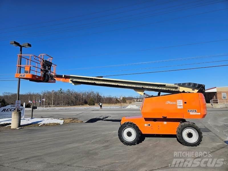 JLG 600S Телескопические подъемники