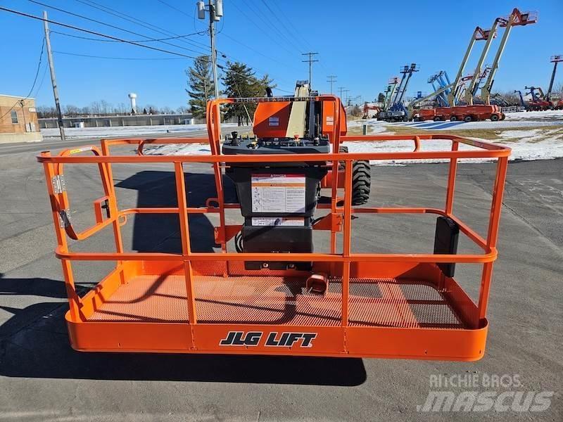 JLG 600S Телескопические подъемники