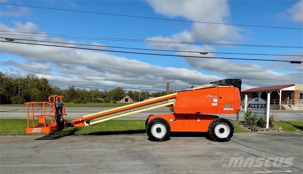 JLG 600S Телескопические подъемники