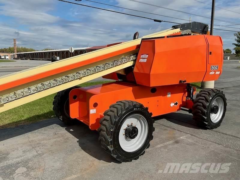 JLG 600S Телескопические подъемники
