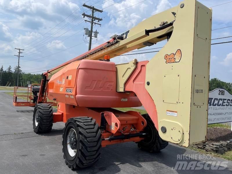 JLG 800AJ Разные подъемники и вышки