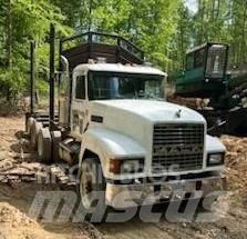 Mack CH613 Лесовозы / Сортиментовозы