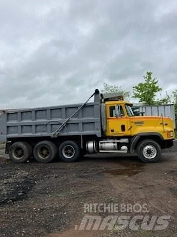 Mack CL713 Грузовики-Самосвалы