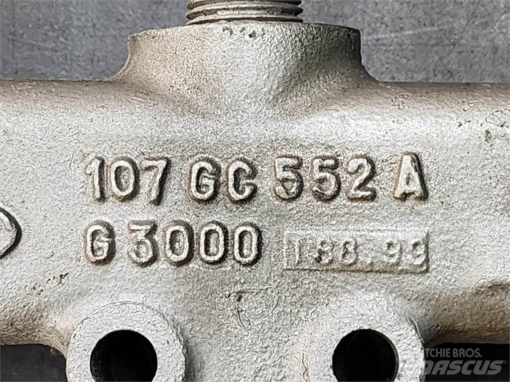 Mack E7 Коммерческий транспорт - Другие