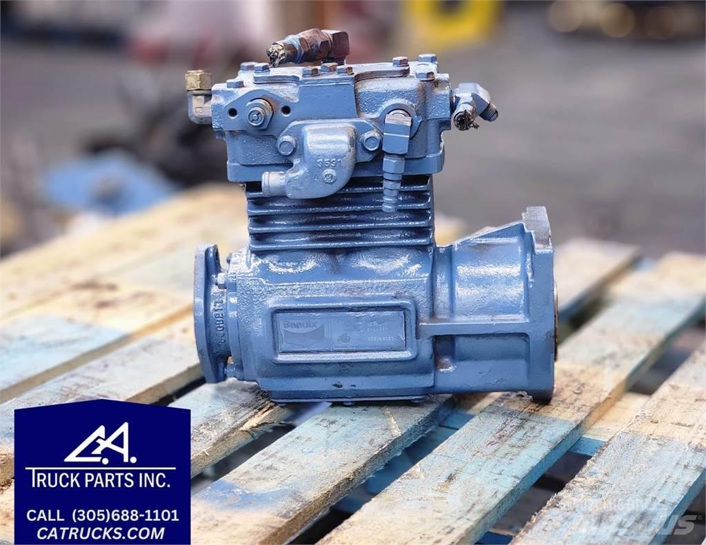 Mack E7 Коммерческий транспорт - Другие