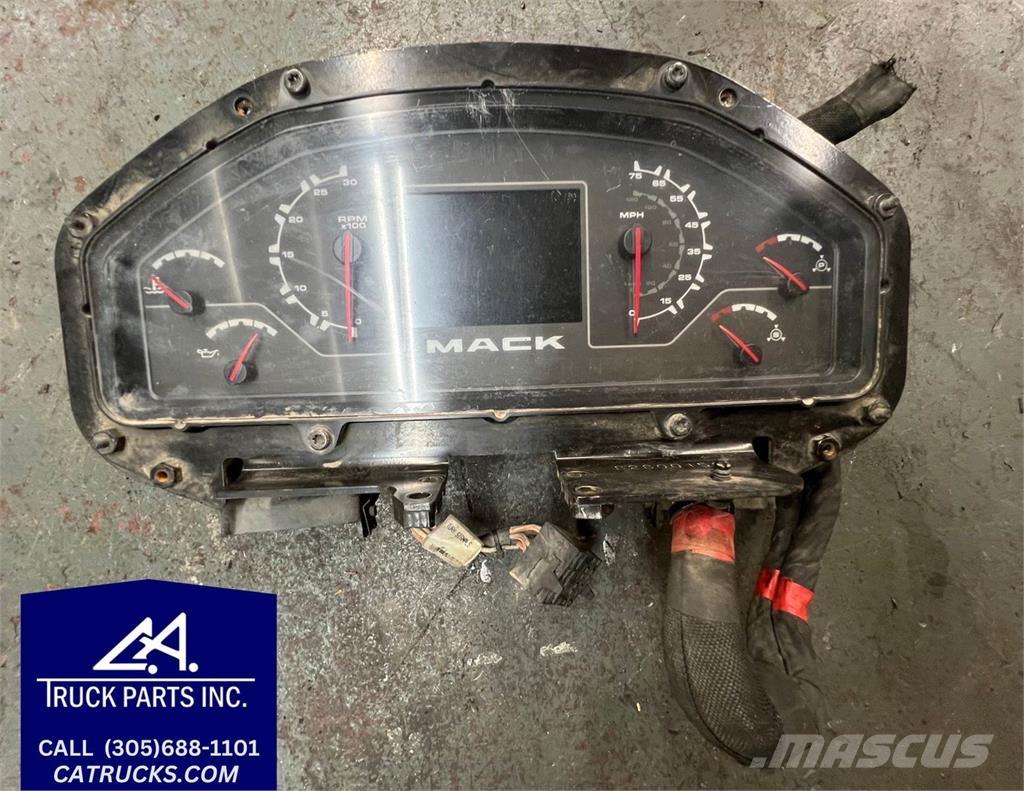 Mack LE612 Коммерческий транспорт - Другие