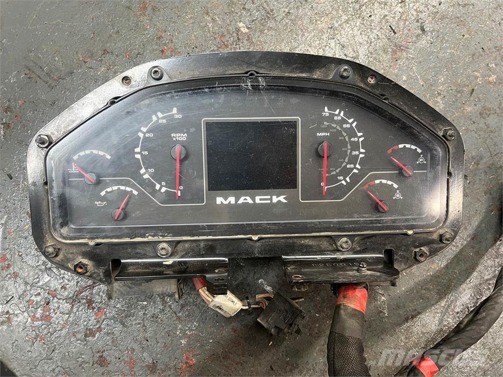 Mack LE612 Коммерческий транспорт - Другие